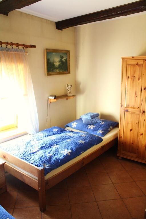 Agroturystyka Ulima Dziwiszow Esterno foto
